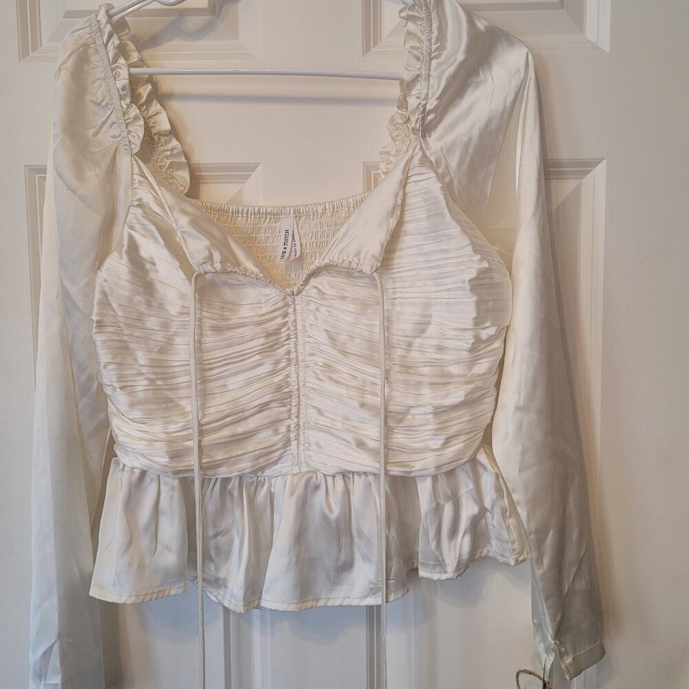 NWoT Live 4 Truth cream satin blouse size L